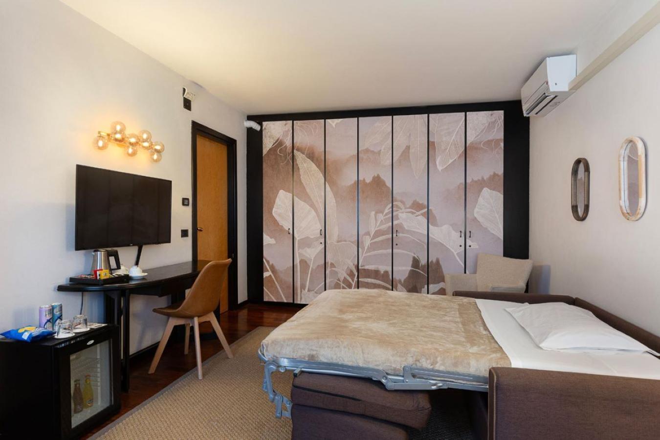 Hotel Ancora Verbania Kültér fotó